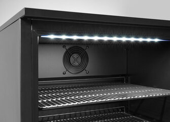 Baaritiskin lasiovikylmäkaappi Backbar Hendi 