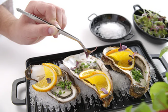 Keittiö pinsetit taitettu 