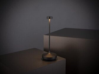 Pöytälamppu Nissrin 