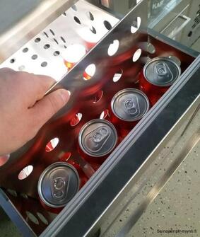 Juomavetolaatikosto lasiluukuilla Restmec VLOL 1606