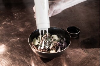 Kastikepullo 3 suutinta 0,68L