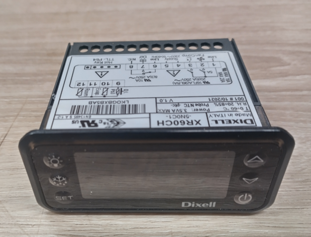 Restmec kylmäkonekasetin säädin Dixell XR60CH