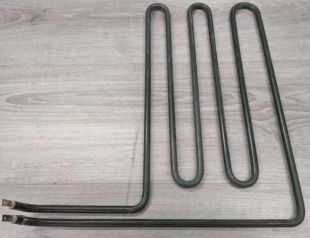 Vastus EL196 Lincat GS7E paistotasoon, oikealla