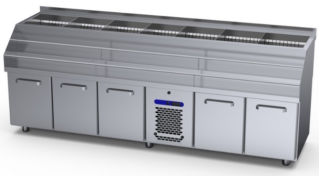 Baarimestarin työpöytä Restmec BMO 2400, jääaltaalla ja pullotelineellä