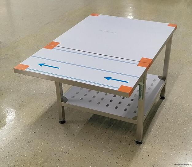 Jalusta Minneapolis Plutone LT10, LT20 ja RM Gastro PK 22 yleiskoneelle, alaslaskettavalla aputasolla